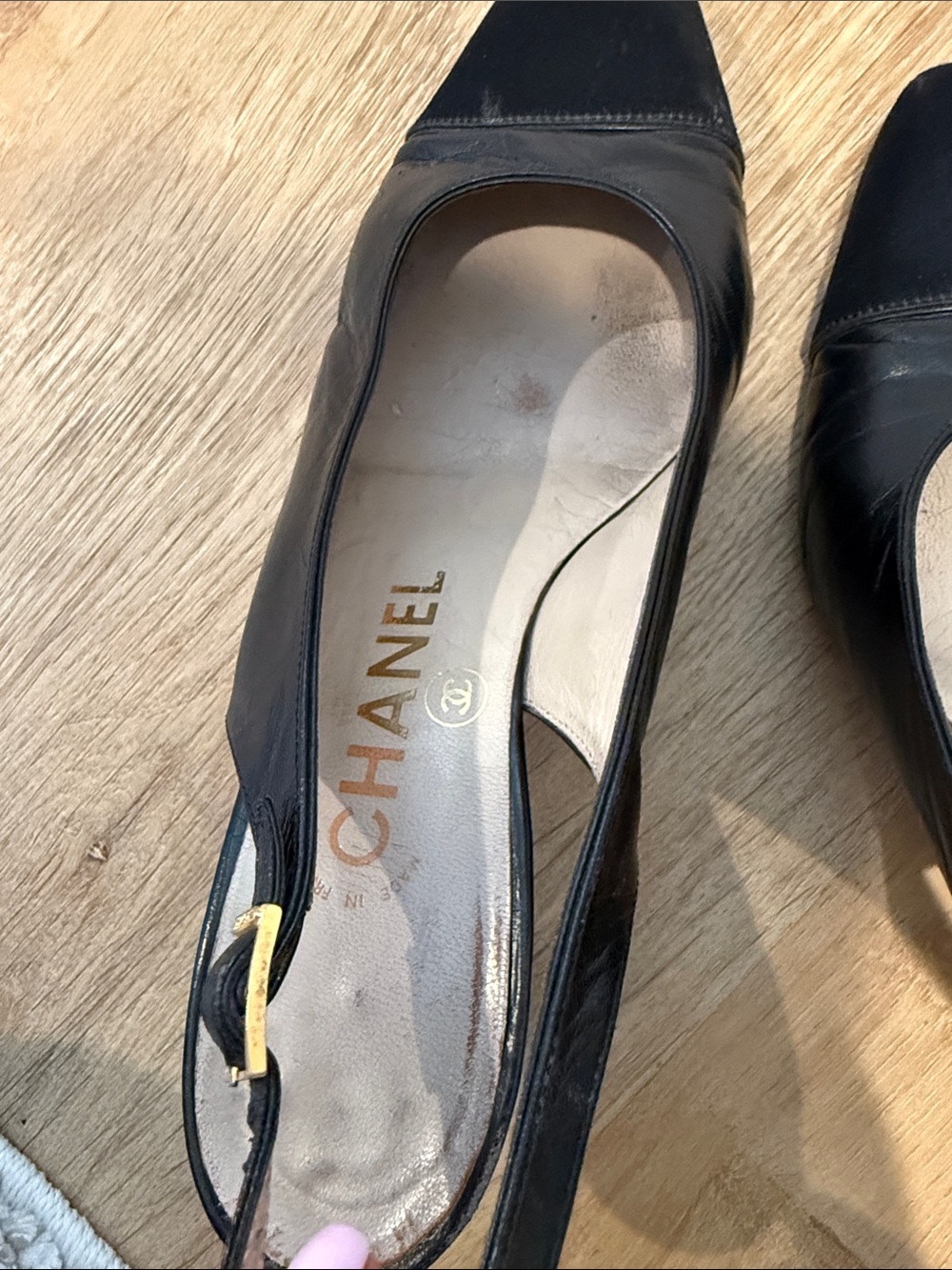 CHANEL Black Leather and Fabric Slingback Pumps - Picture 10 of 15